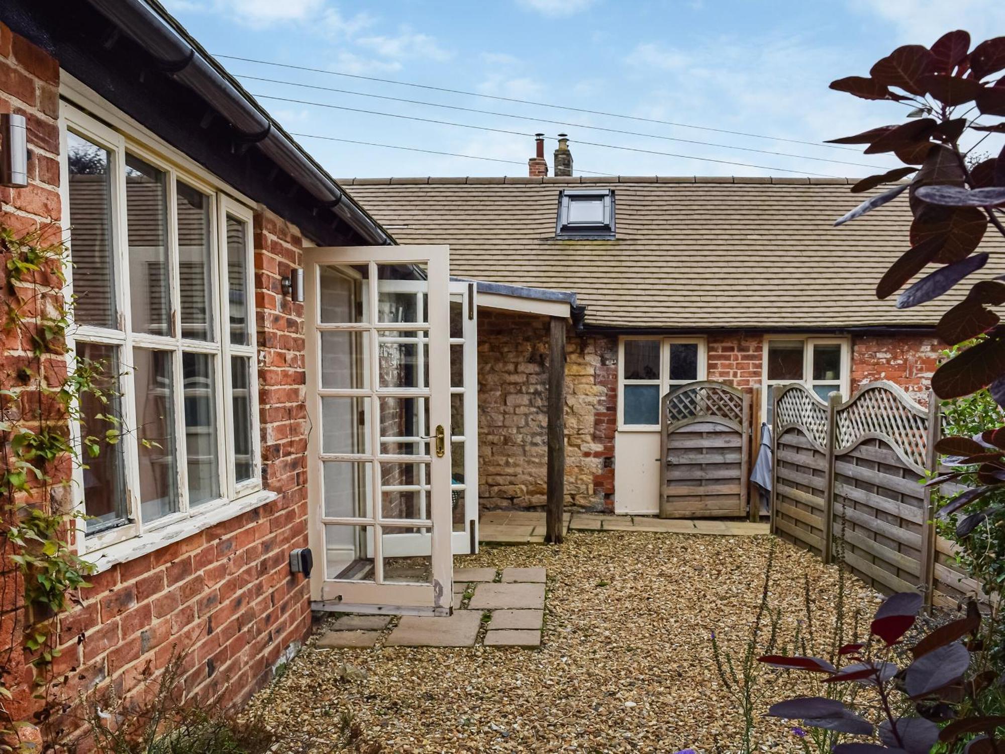 The Stables Villa Waltham on the Wolds Exterior photo